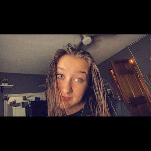 Meet your Posher, Karly